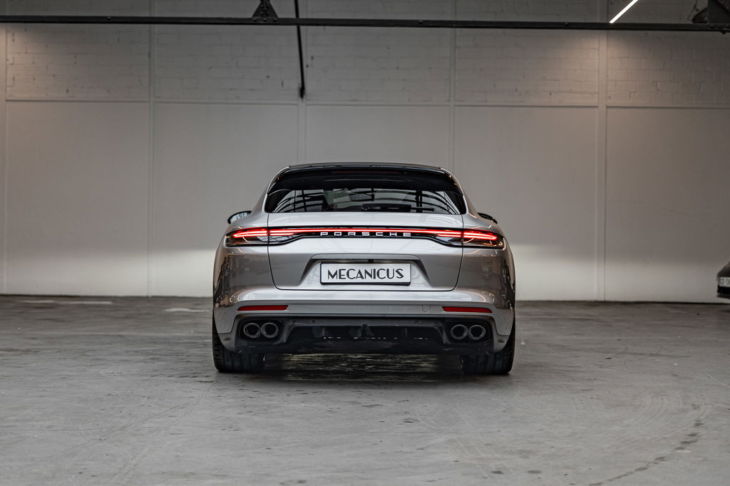 Porsche Panamera 4S