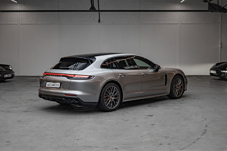 Porsche Panamera 4S