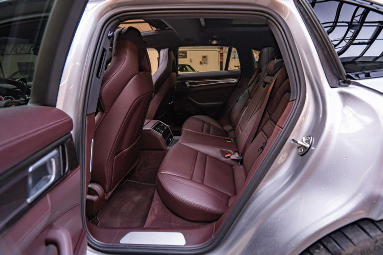 Porsche Panamera 4S