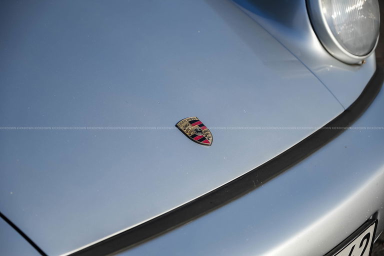 Porsche 964 Carrera 4