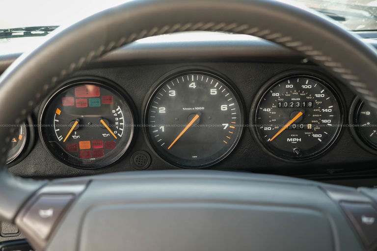 Porsche 964 Carrera 4