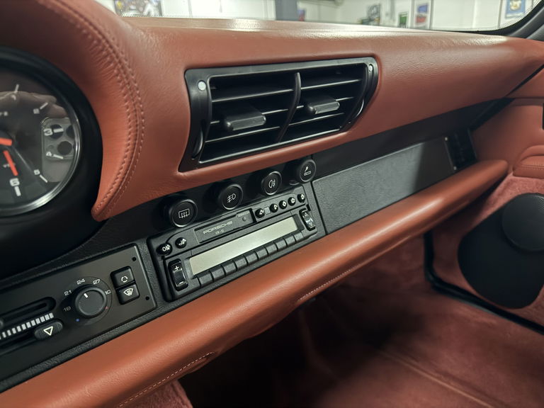 Porsche 993 Carrera 4S