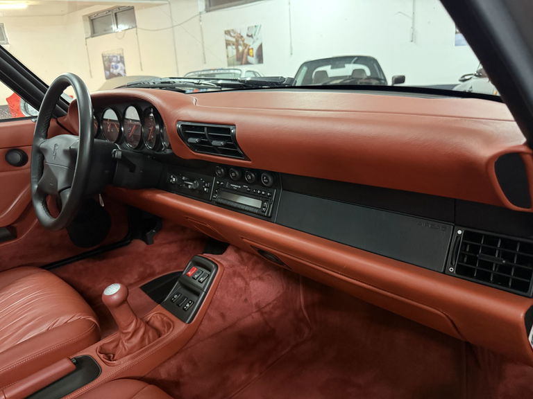 Porsche 993 Carrera 4S