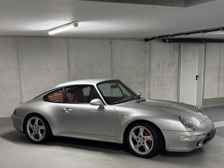 Porsche 993 Carrera 4S