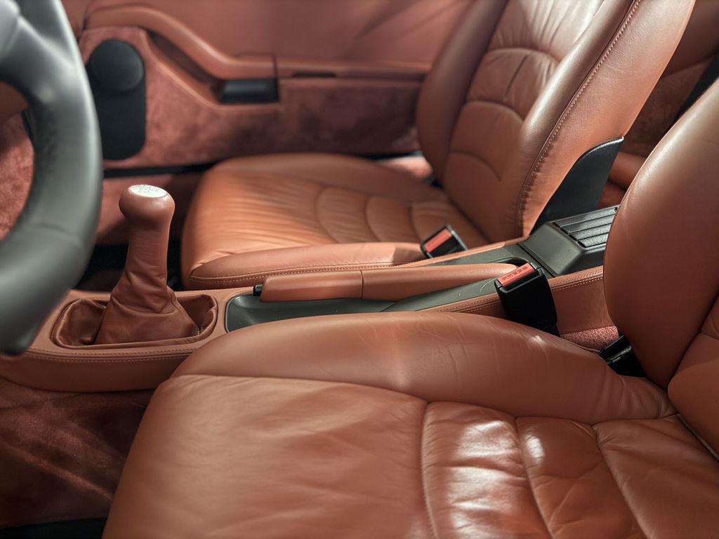 Porsche 993 Carrera 4S