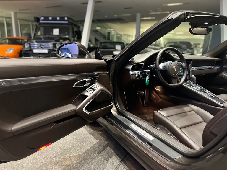 Porsche 991 Carrera 4