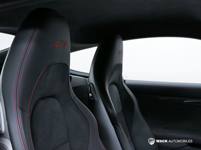 Porsche 718 Cayman GT4