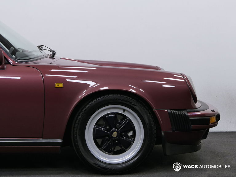 Porsche 911 Carrera 3.2