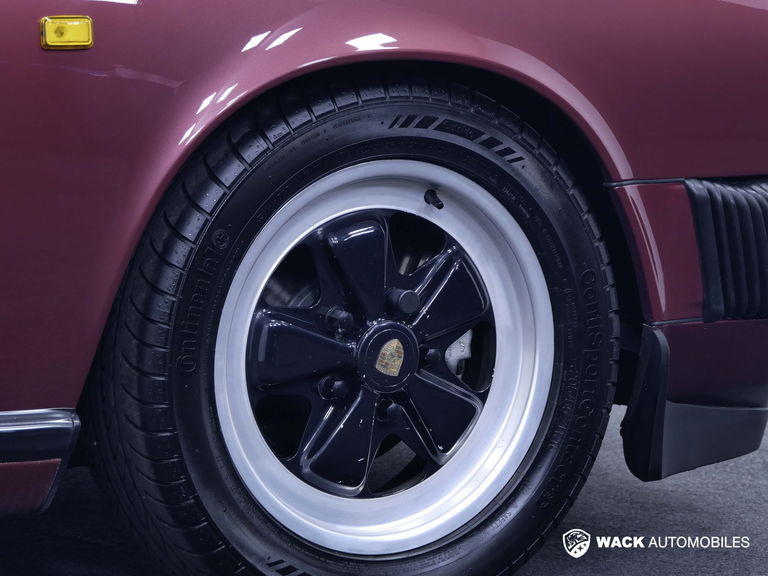 Porsche 911 Carrera 3.2