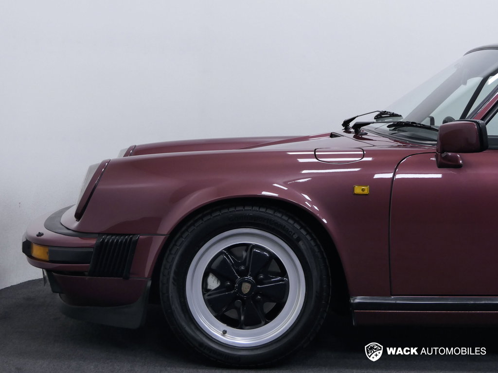 Porsche 911 Carrera 3.2