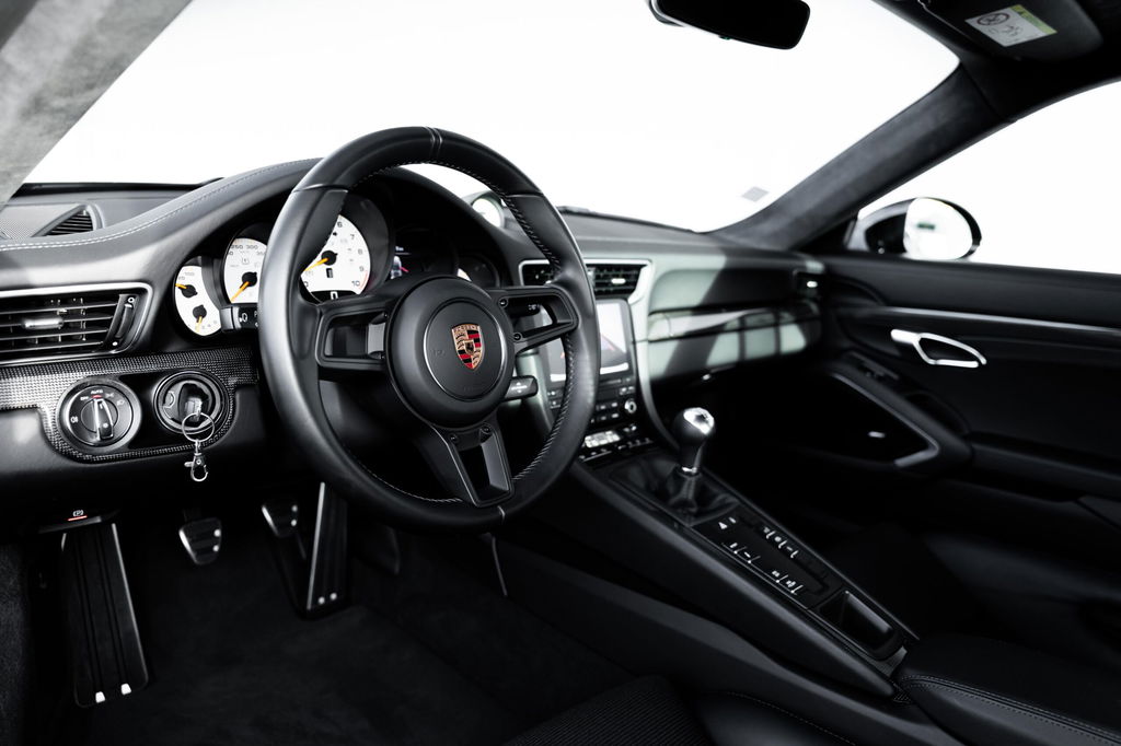 Porsche 991.2 GT3 Touring