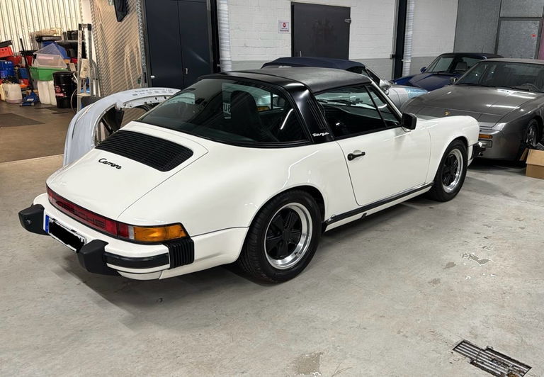 Porsche 911 Carrera 3.2 (US)
