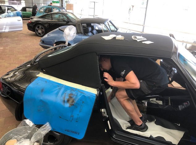 Porsche 993 Carrera 4