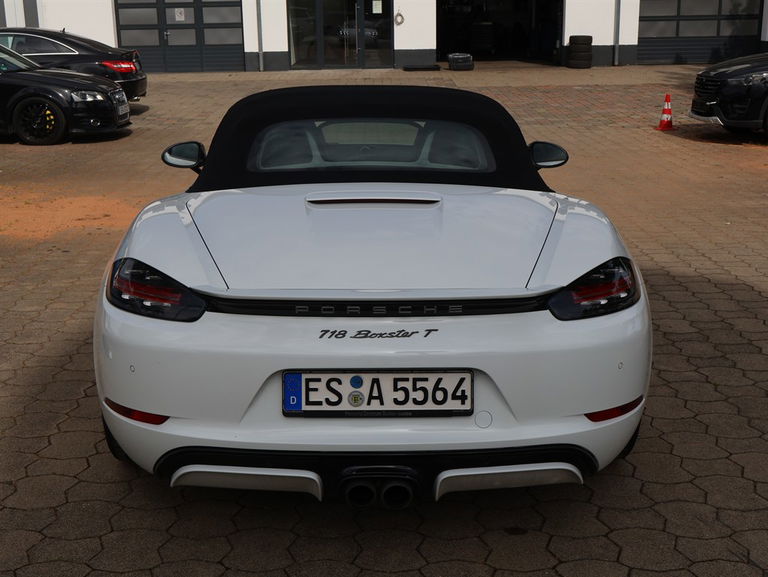 Porsche 718 Boxster