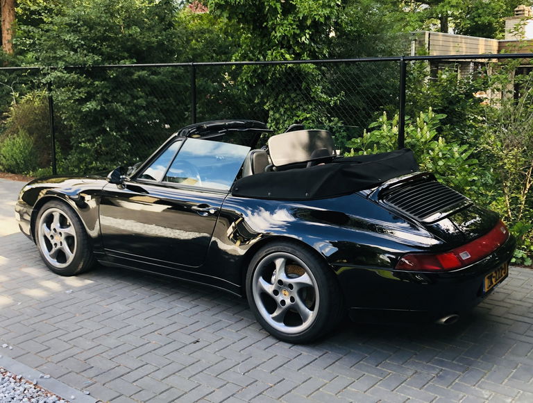Porsche 993 Carrera 4
