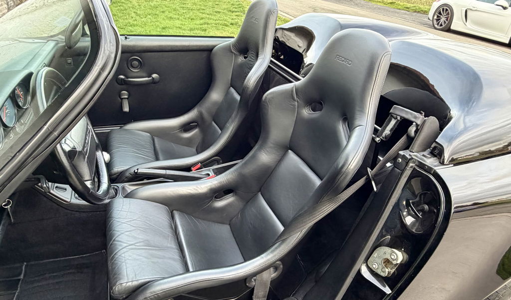 Porsche 964 Carrera 2 Speedster