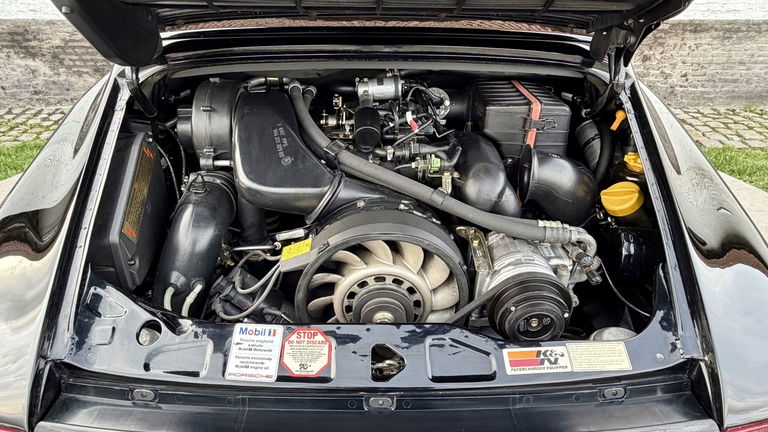 Porsche 964 Carrera 2 Speedster