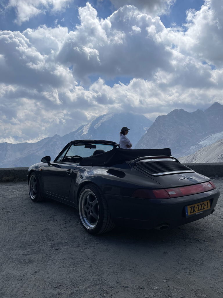 Porsche 993 Carrera 4