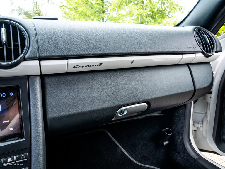 Porsche 987 Cayman R