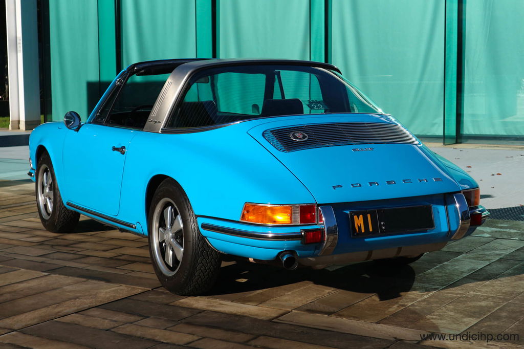 Porsche 911 T