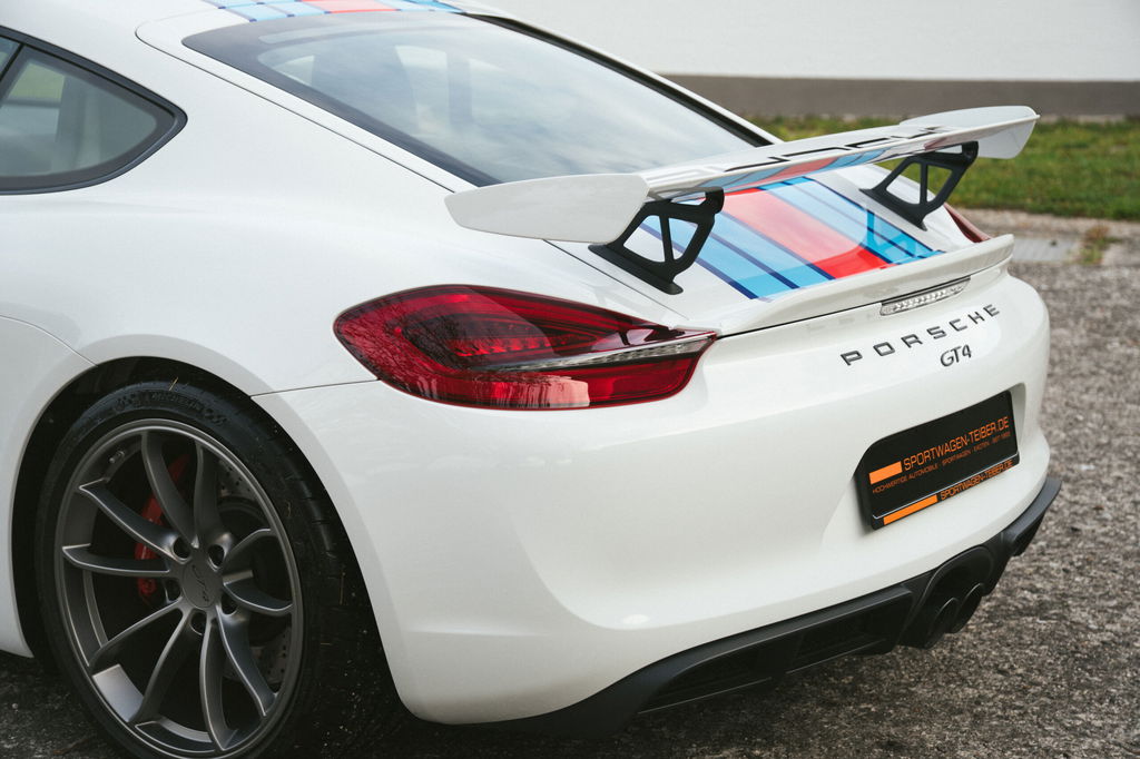 Porsche 981 Cayman GT4