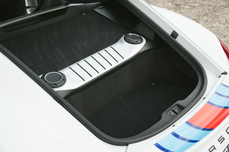 Porsche 981 Cayman GT4