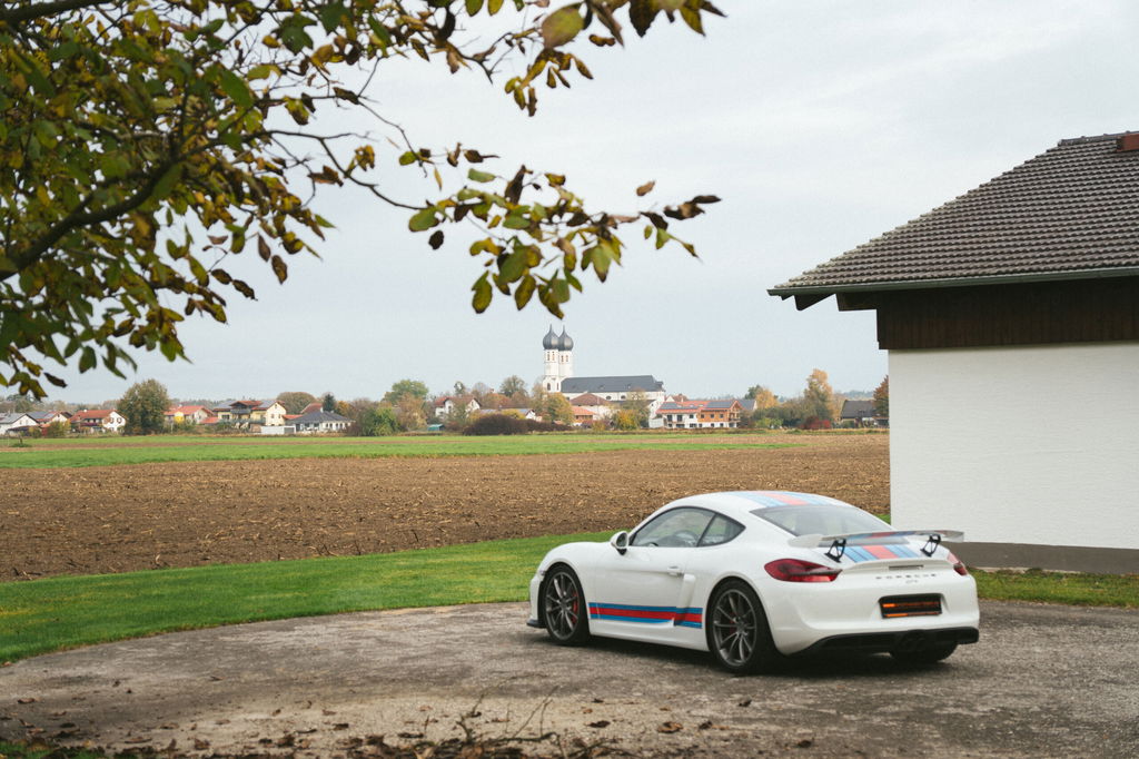 Porsche 981 Cayman GT4