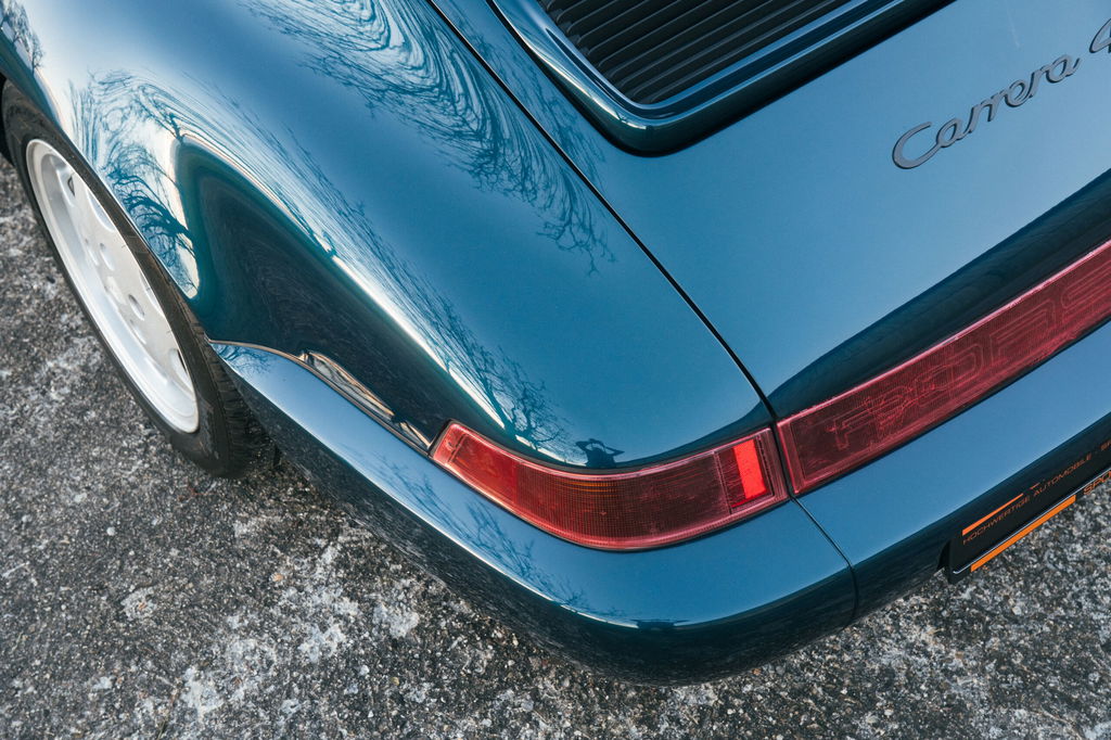 Porsche 964 Carrera 4