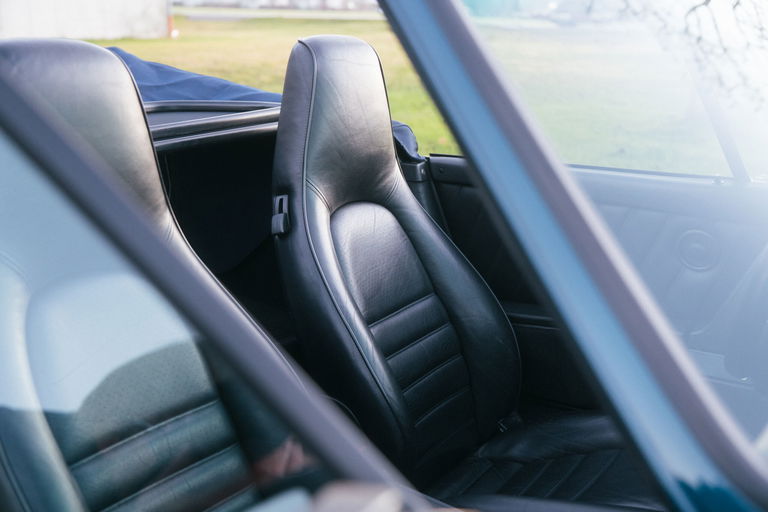 Porsche 964 Carrera 4