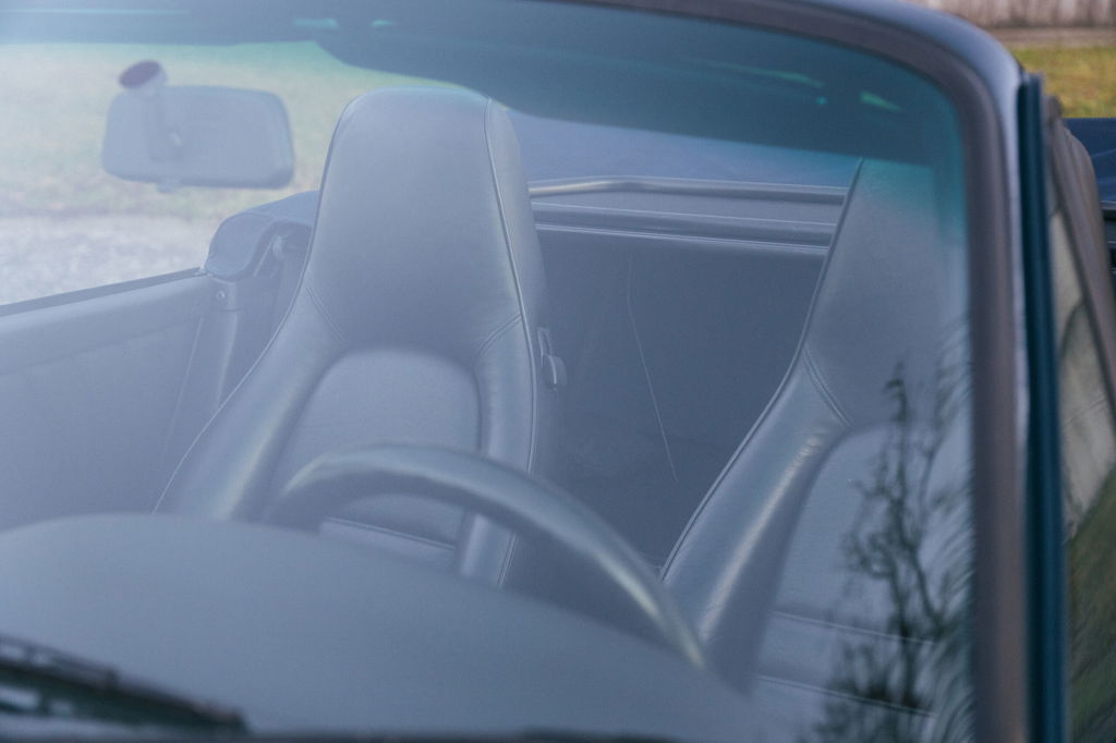 Porsche 964 Carrera 4