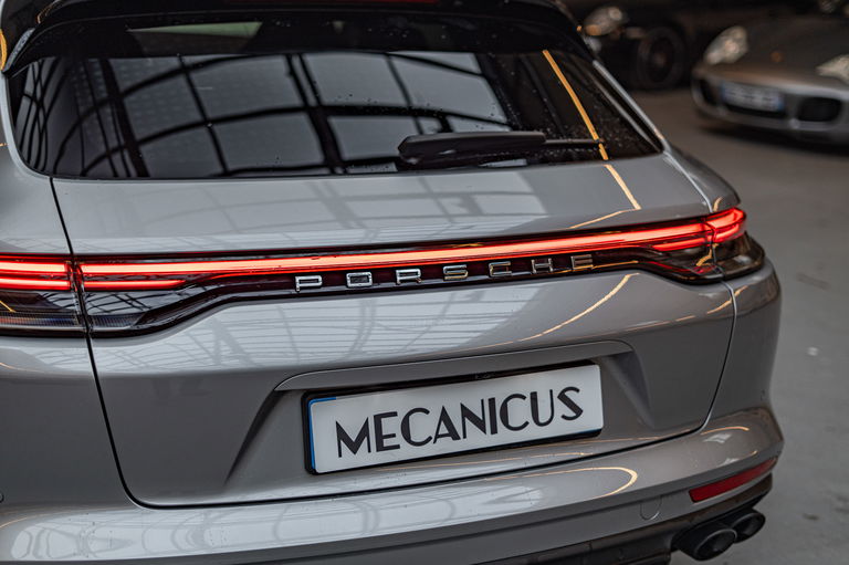Porsche Panamera 4S E-Hybrid
