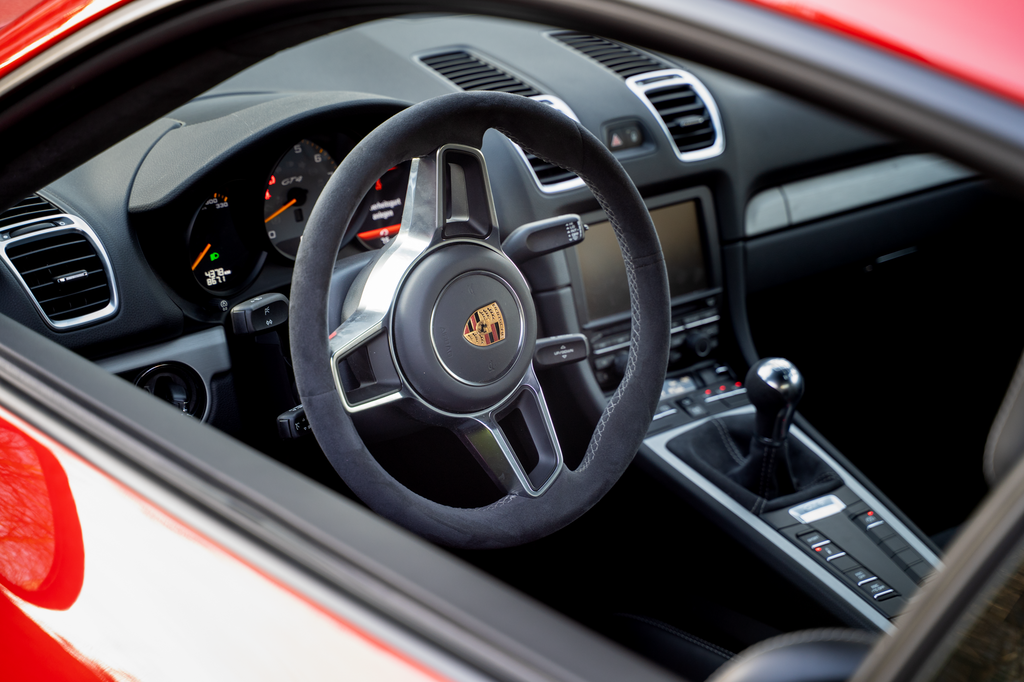 Porsche 981 Cayman GT4