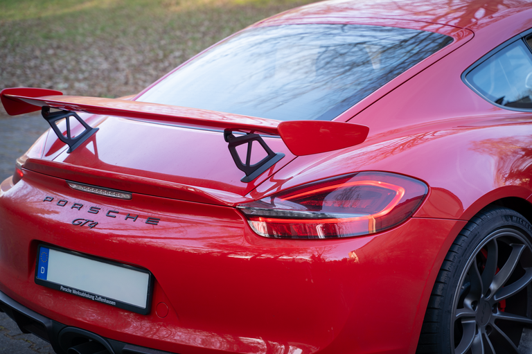 Porsche 981 Cayman GT4