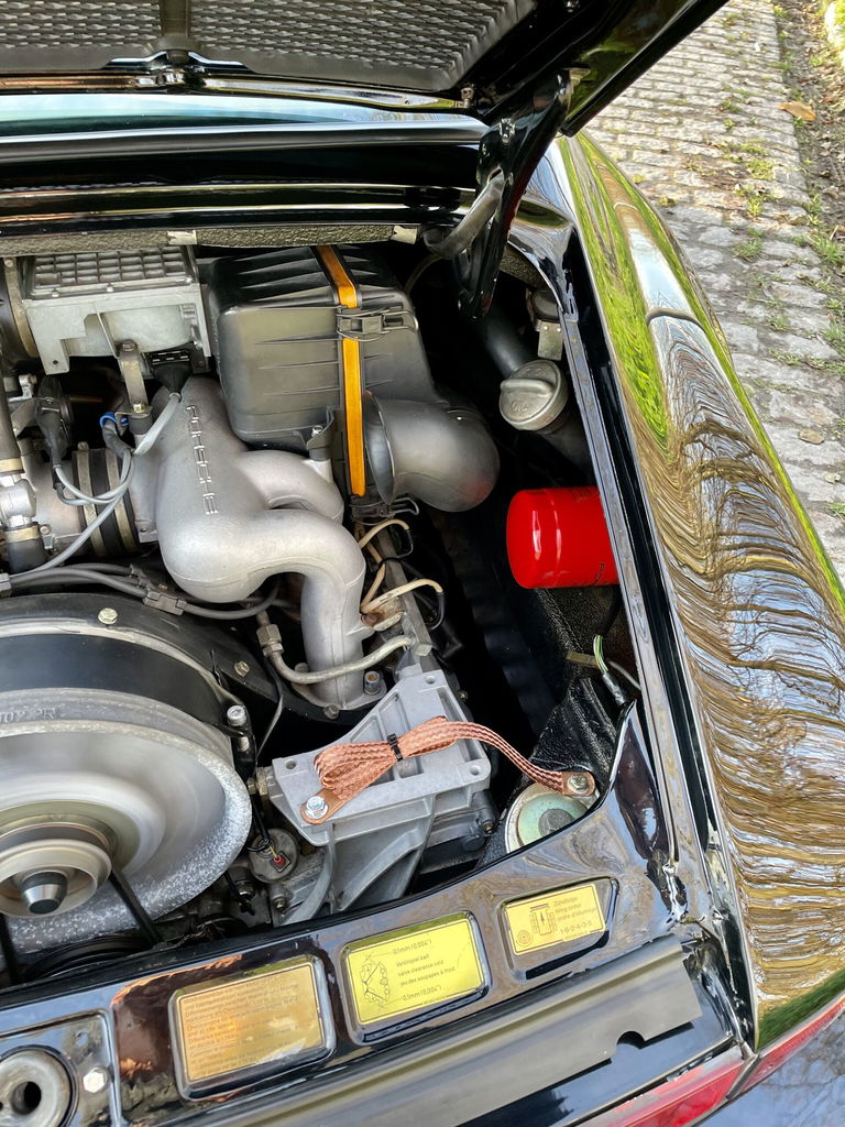 Porsche 911 Carrera 3.2