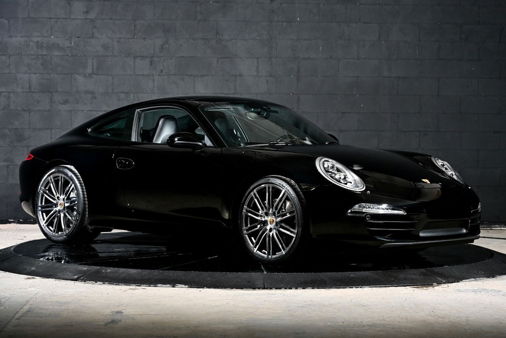 Porsche 991 Carrera Black Edition
