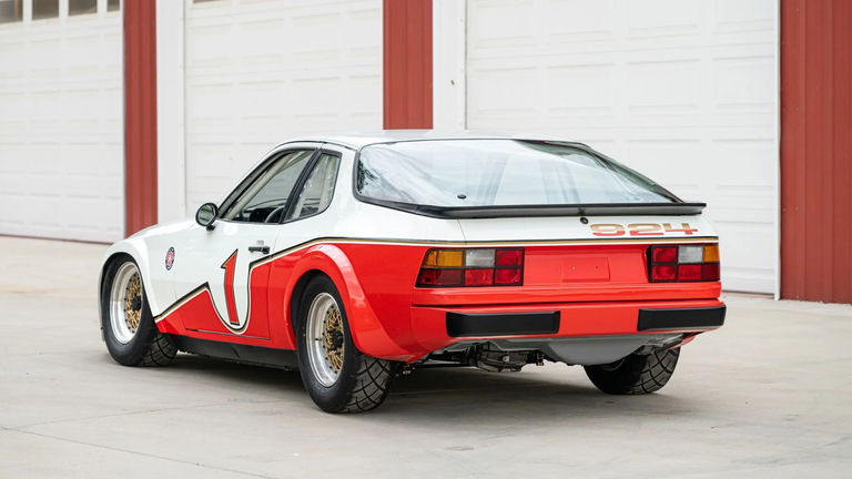 Porsche 924
