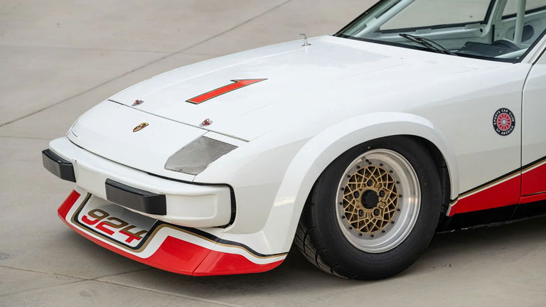 Porsche 924