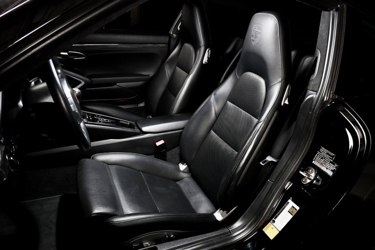 Porsche 991 Carrera Black Edition