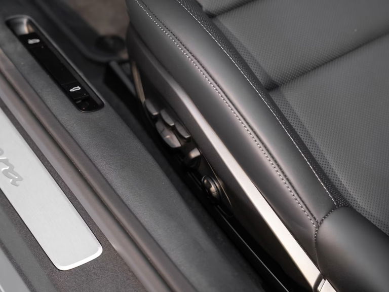 Porsche 992.2 Carrera