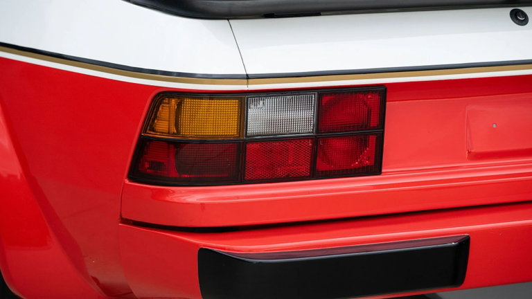 Porsche 924