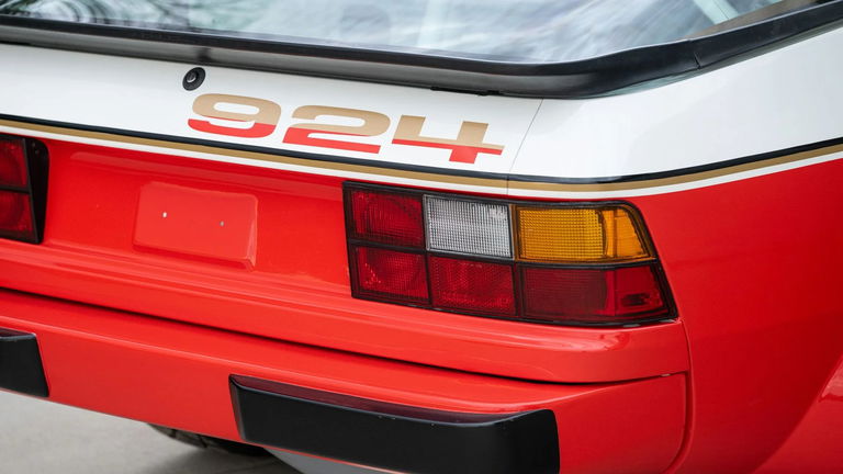 Porsche 924