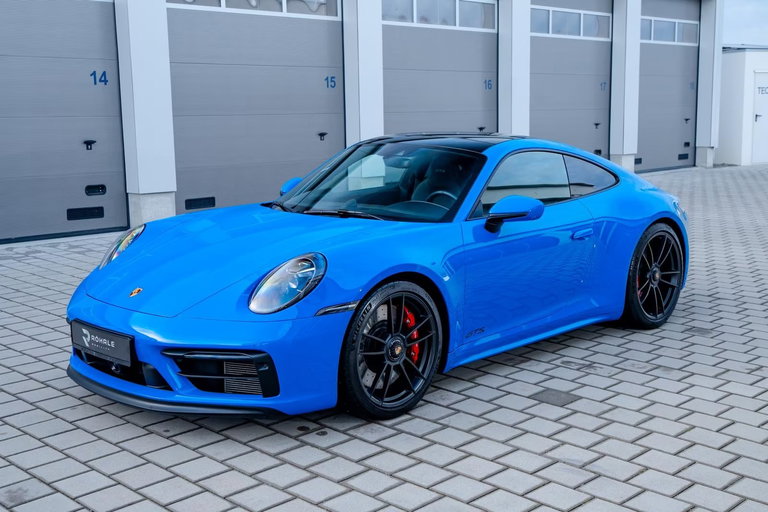 Porsche 992 Carrera GTS