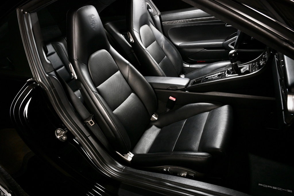 Porsche 991 Carrera Black Edition