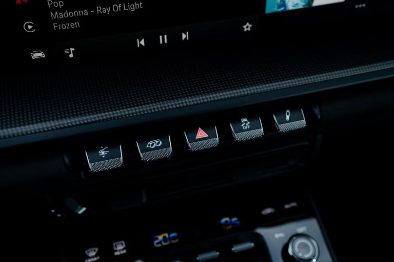 Porsche 992 Carrera GTS