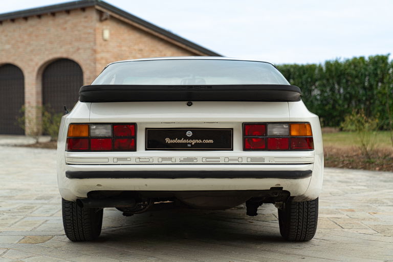 Porsche 944 Coupé