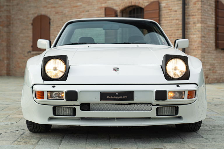 Porsche 944 Coupé