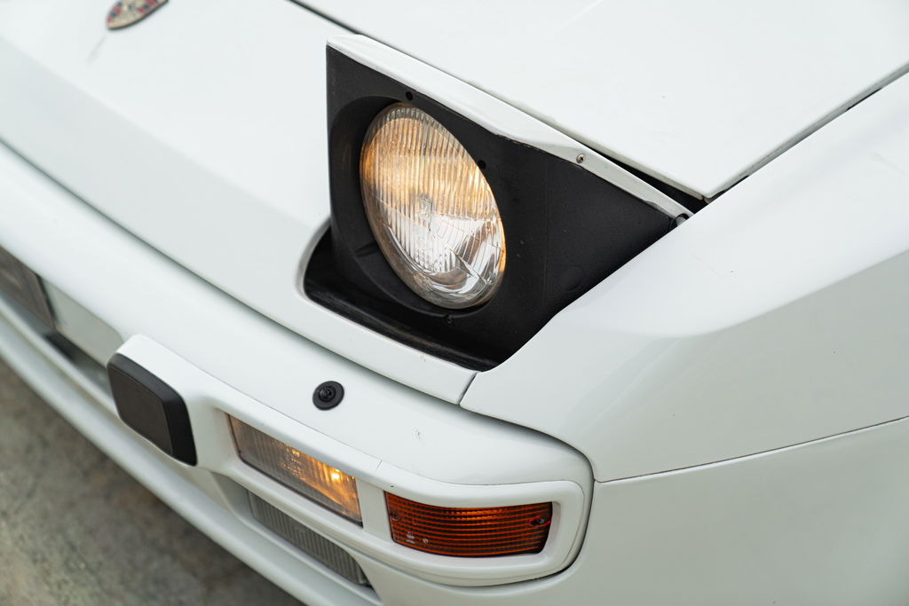 Porsche 944 Coupé