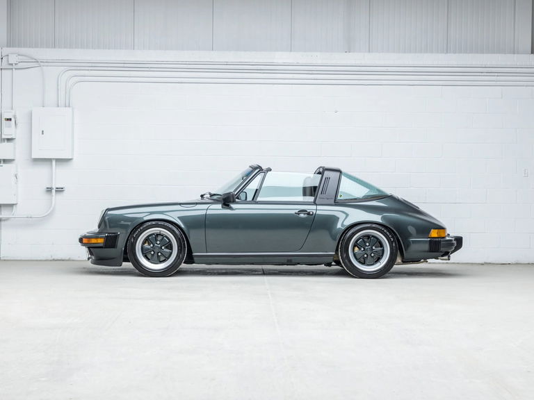 Porsche 911 Carrera 3.2