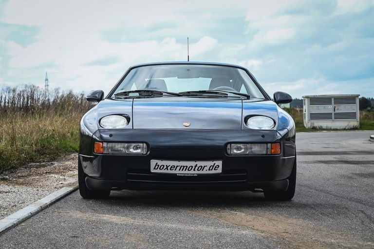 Porsche 928 GT