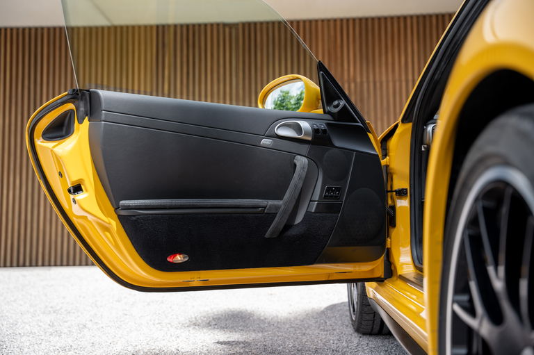 Porsche 997.2 Carrera GTS